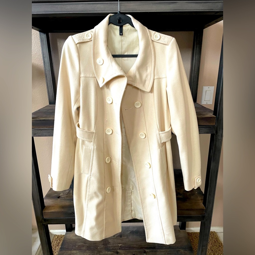 Woman’s Cream Trench/Pea Coat - size 6/8